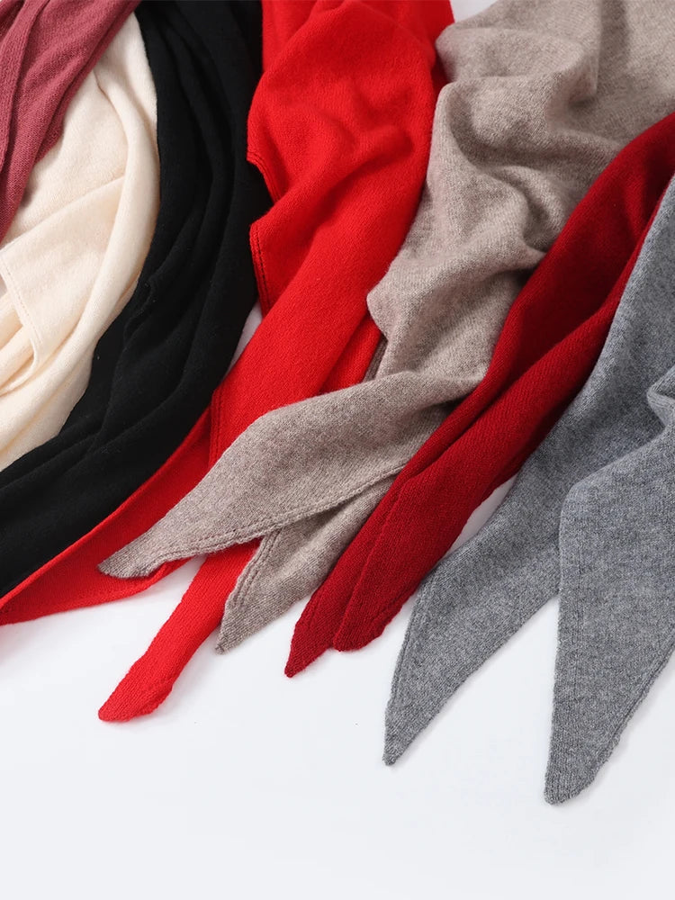 Elégante écharpe triangulaire pour femme en 100% laine - chaude et élégante pour l'automne et l'hiver
