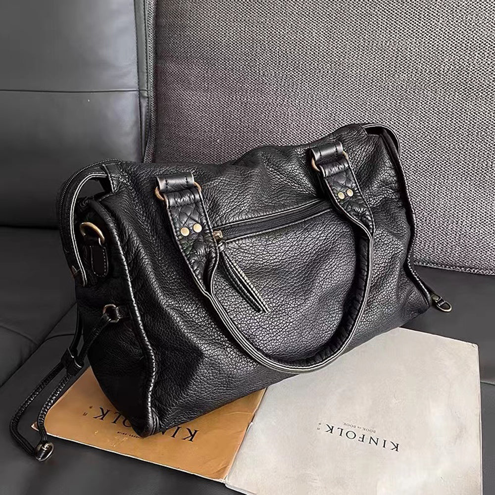 arrière du sac a main noir pour les cours avec poche