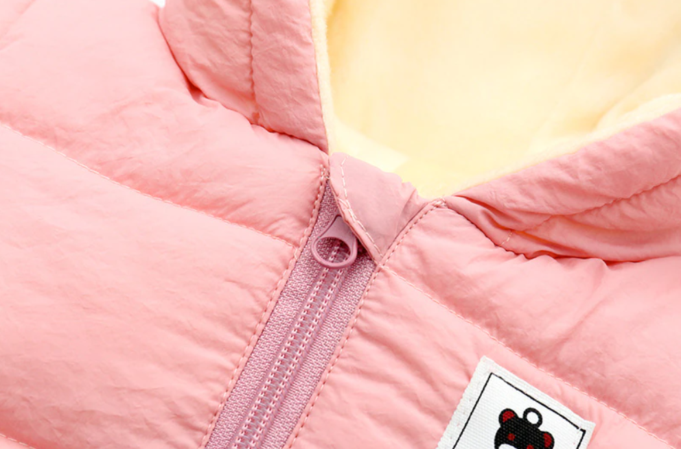 Roupa de inverno quente e aconchegante para bebês com orelhas