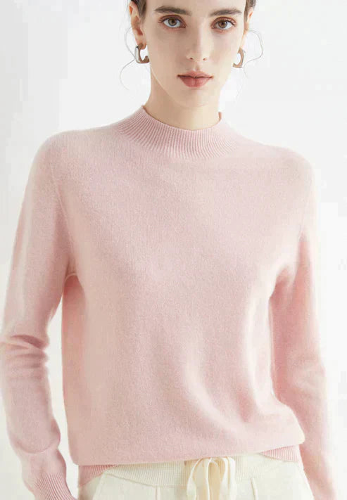 Pullover med rund hals og enkel pasform til damer