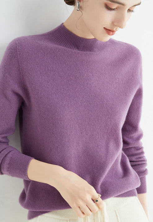 Pullover med rund hals og enkel pasform til damer