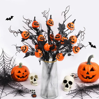 Halloween umělecká dýně s javorovými listy