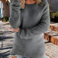 Women's long-sleeved shirt with a soft surface and a relaxed fit
