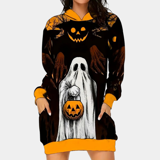 Halloween-ruha kapucnival, amely szellemes és tökös mintával van nyomtatva