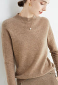 Pullover med rund hals og enkel pasform til damer
