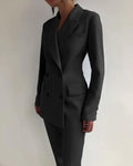Two-piece set for women with blazer and slim fit trousers