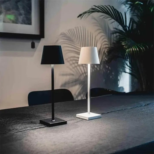 Alexa-aktiveret vandtæt LED-bordlampe - minimalistisk design og stemmestyring